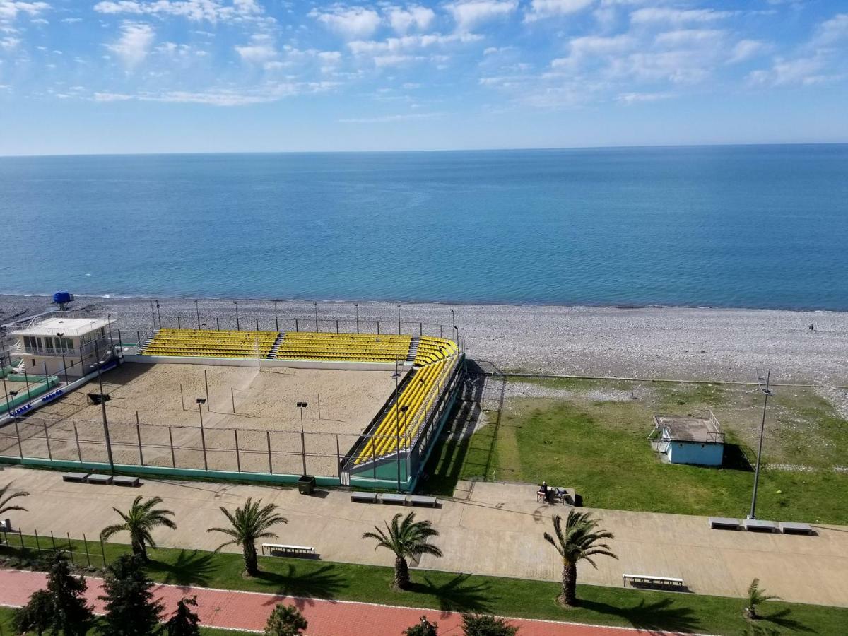 Tg Apartment Sea View Batumi Esterno foto
